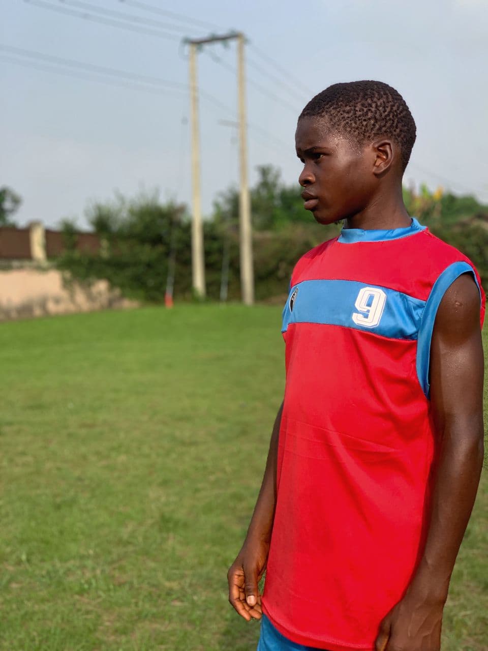 Player #9 focused before training